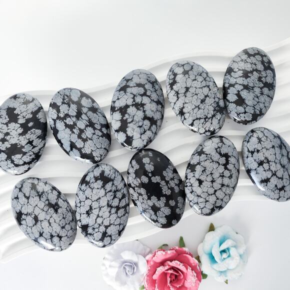 Snowflake Obsidian Palm Stone - Picture 3 of 9